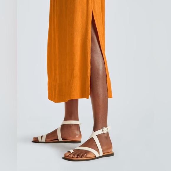 🔥EVERLANE THE NAIA RIPPLE SKIRT IN TURMERIC XL - Picture 4 of 8